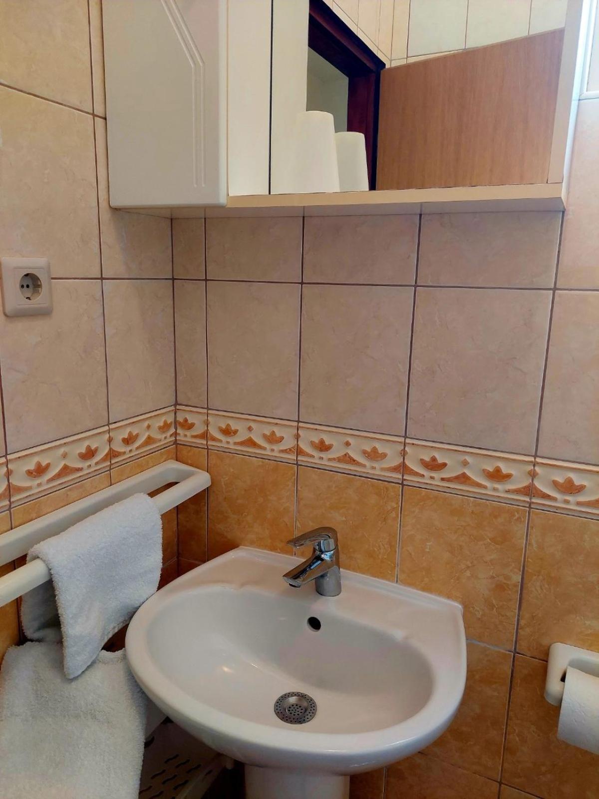 Rooms Hodanic Krk Town Habitación foto