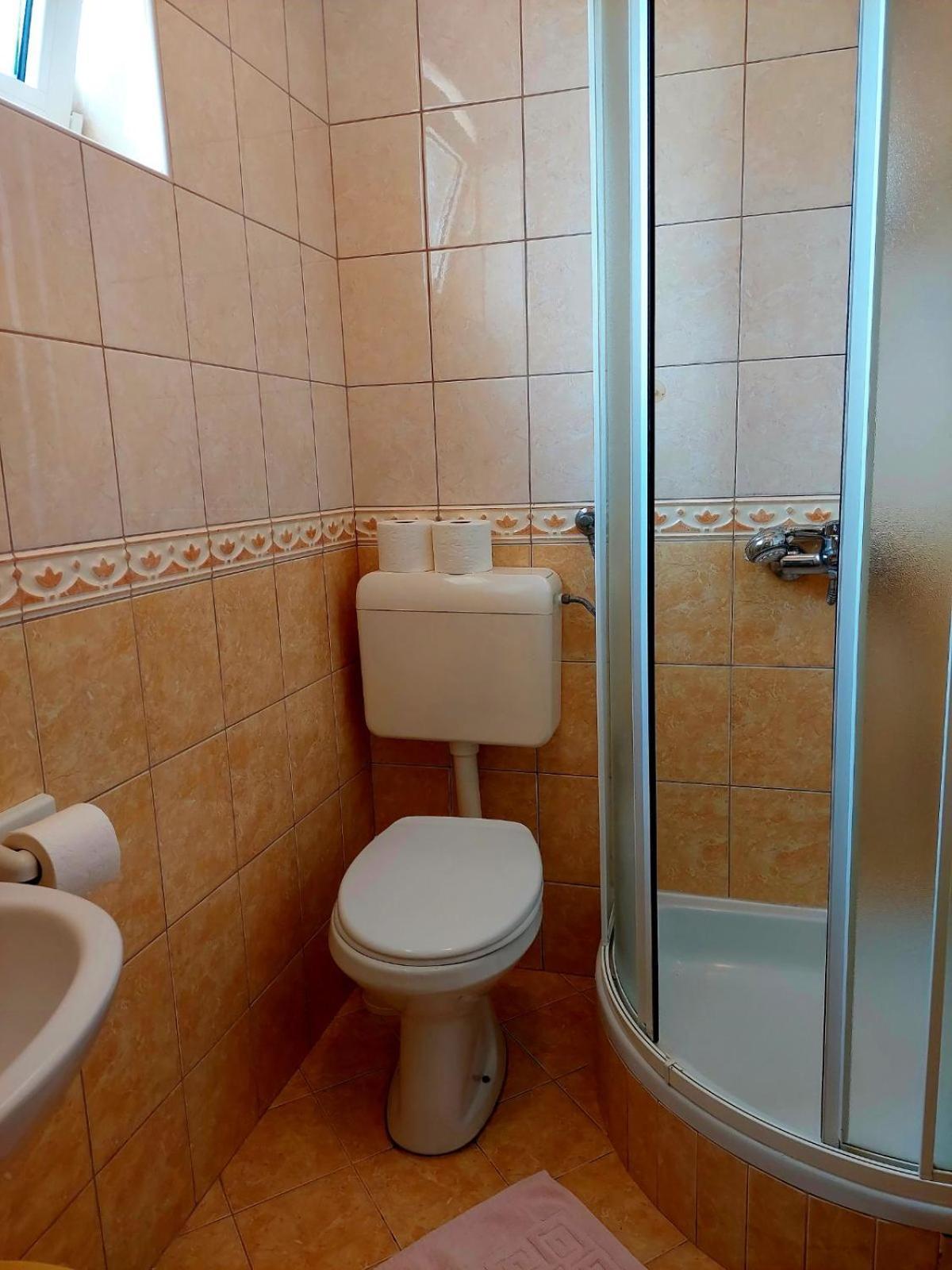 Rooms Hodanic Krk Town Habitación foto
