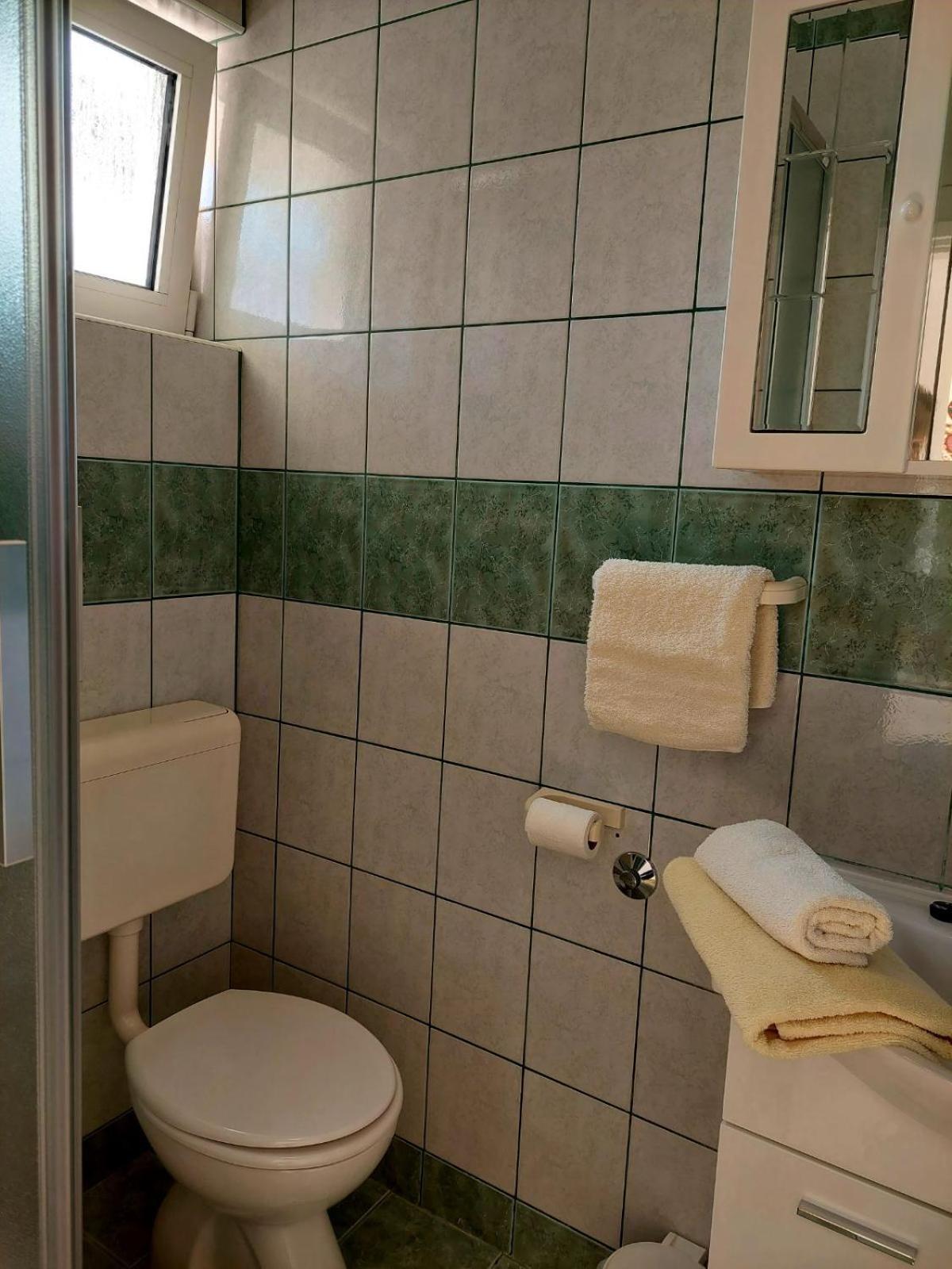 Rooms Hodanic Krk Town Habitación foto